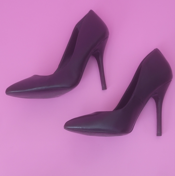 Sale! Steve Madden Galleryy Heels - Picture 2 of 5